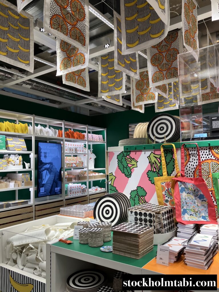 カラフルなIKEAミュージアムの期間限定ショップ