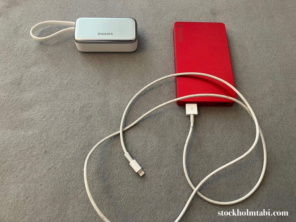 フィリップスのモバイルバッテリーと旧モバイルバッテリーを比較