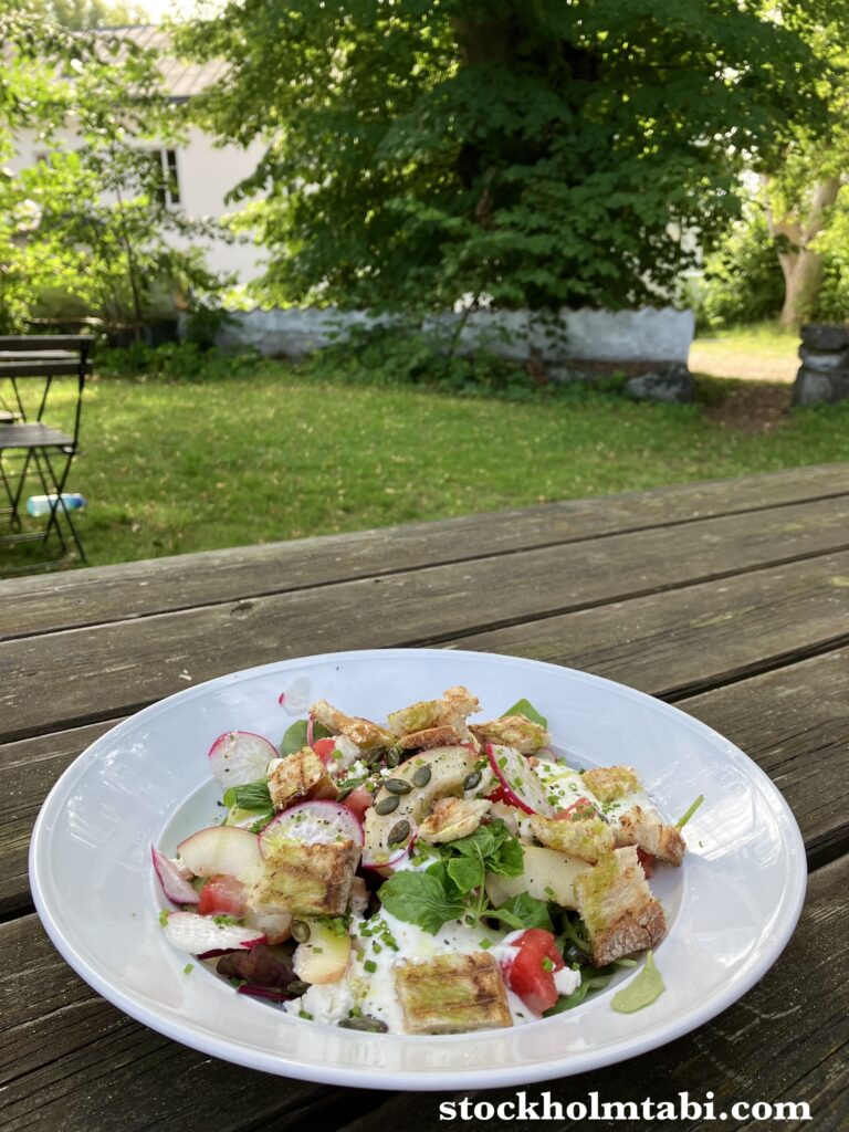Elfviks Gårdsbistroのサマーサラダ