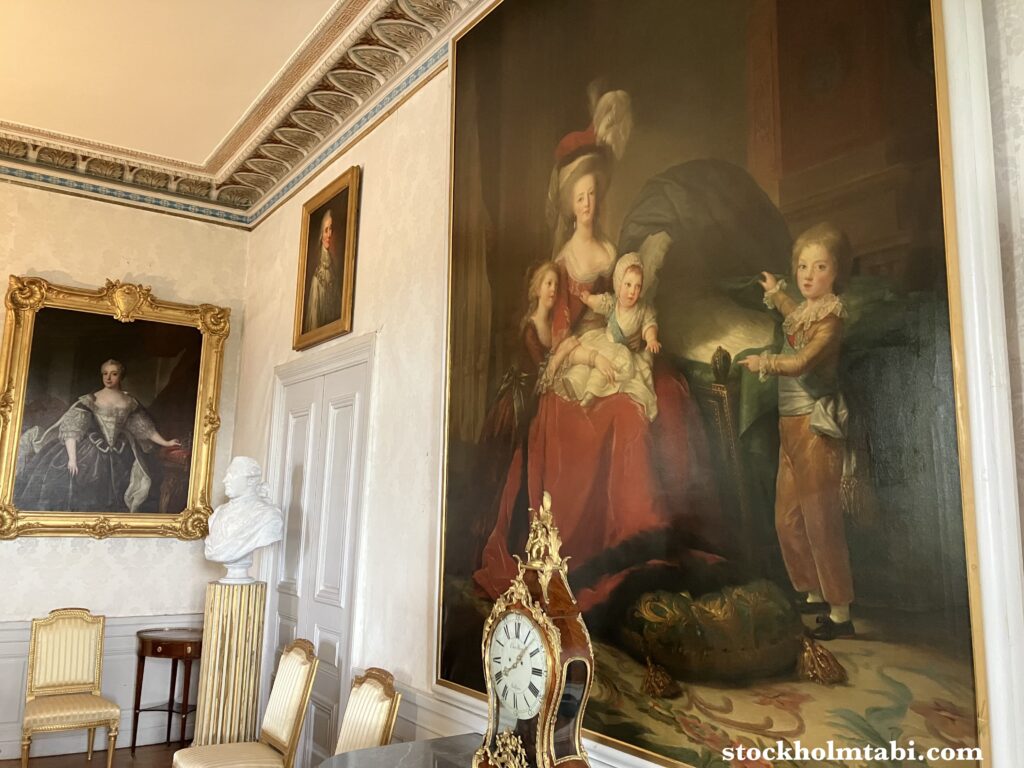 Tyresö Slottに飾られたマリーアントワネットとその息子の肖像画
