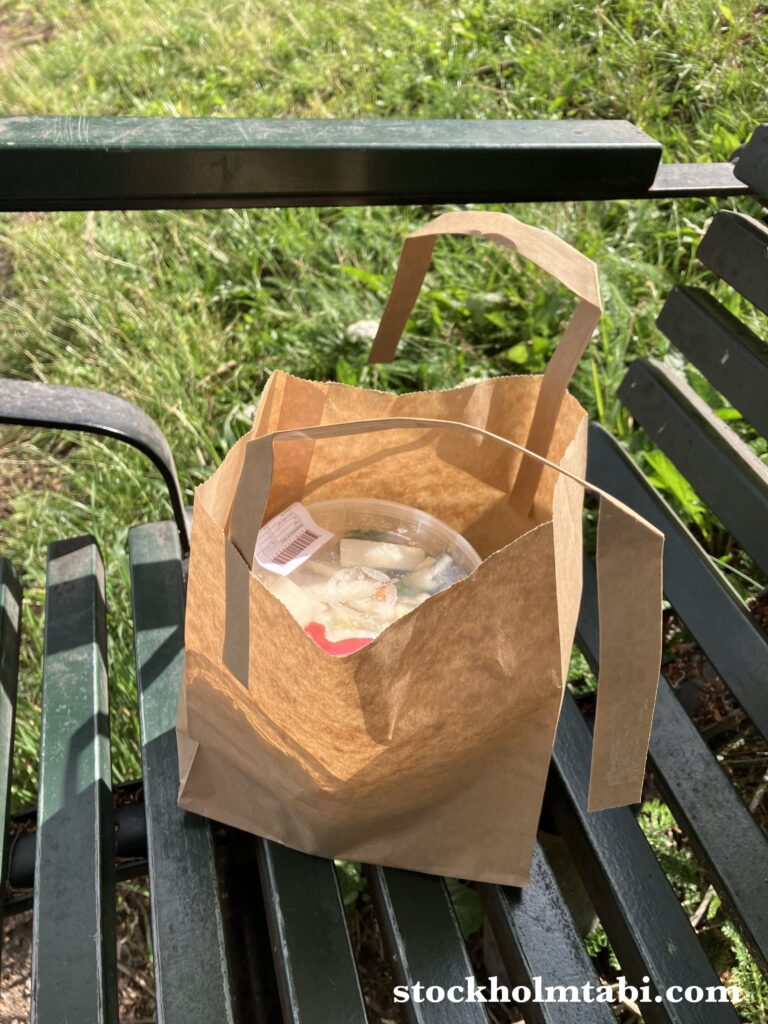 取手が取れたSeoul Kimchiの紙袋