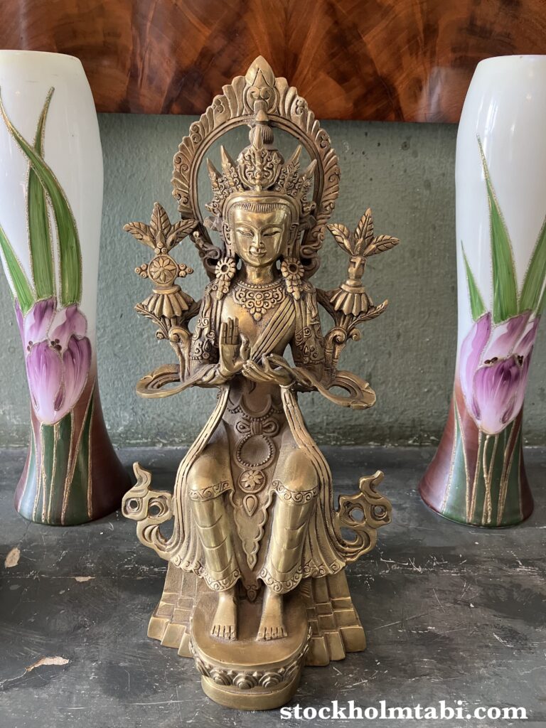 Edesbergs Slottの仏像