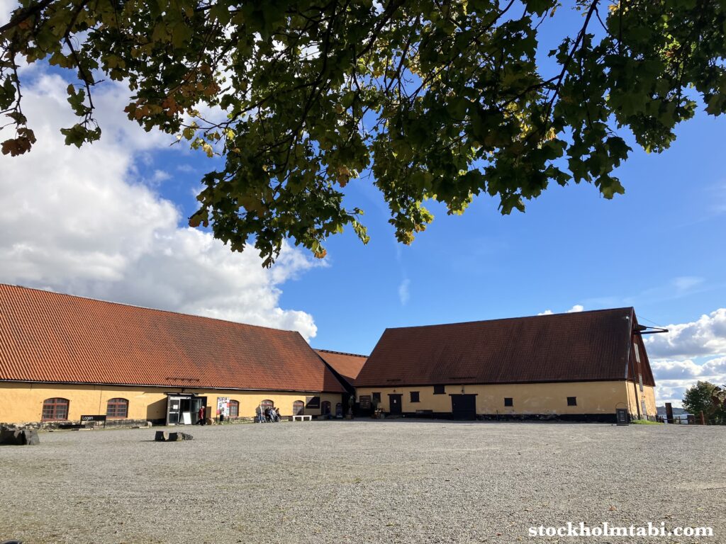 Edesbergs Slott近くの広場