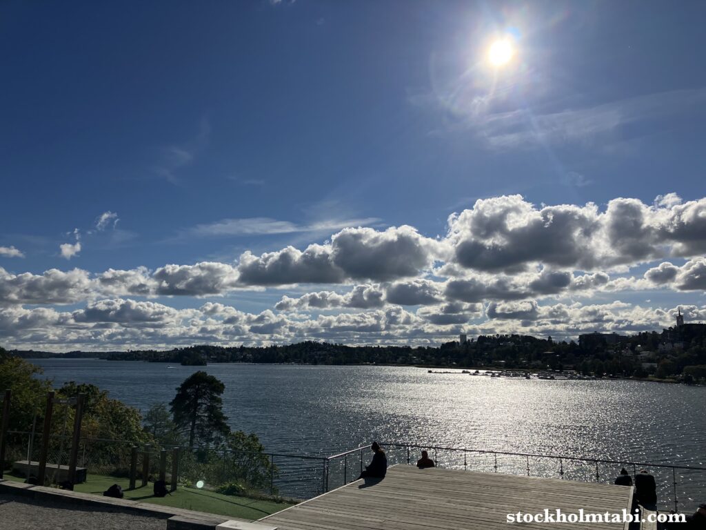 Edsvikens Gelateria近くの水辺の景色