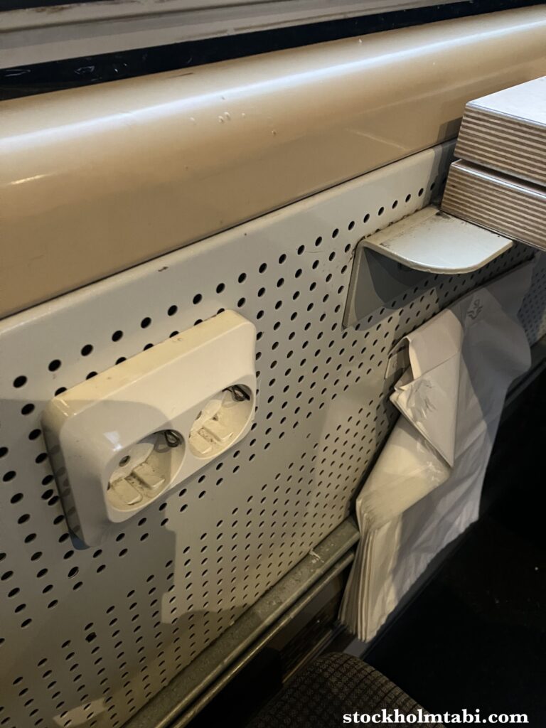 スウェーデン鉄道SJ InterCityのコンセント