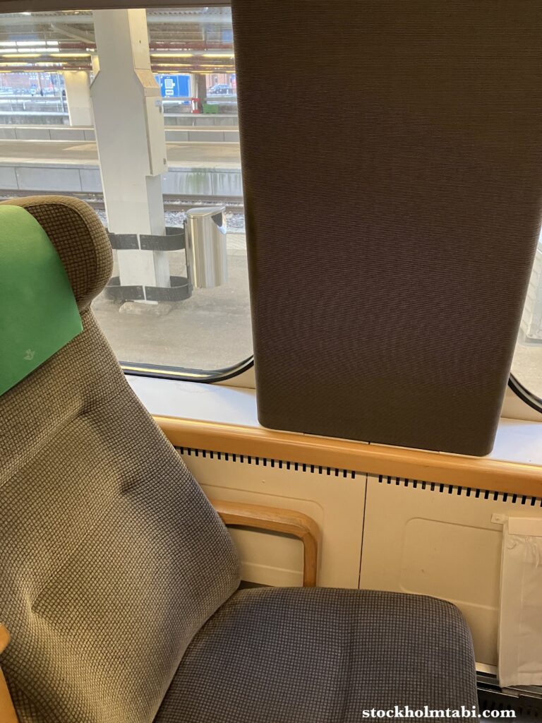 スウェーデン鉄道SJ のグレーのシート