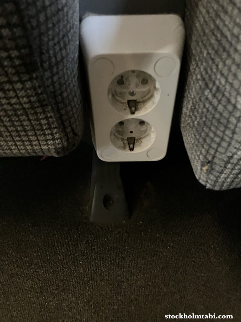 スウェーデン鉄道SJ 車内のコンセント
