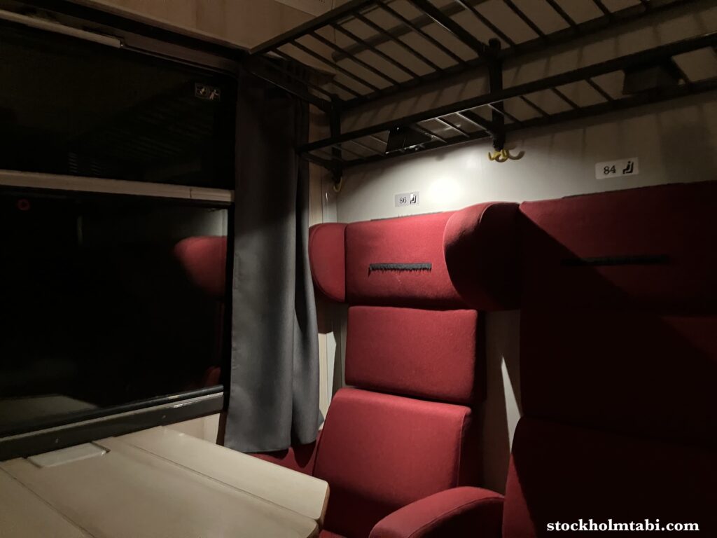 スウェーデンの鉄道Snälltågetの個室席