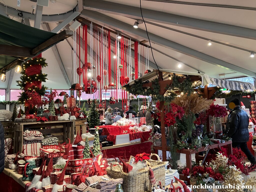 Stenladanに並んだクリスマスグッズ