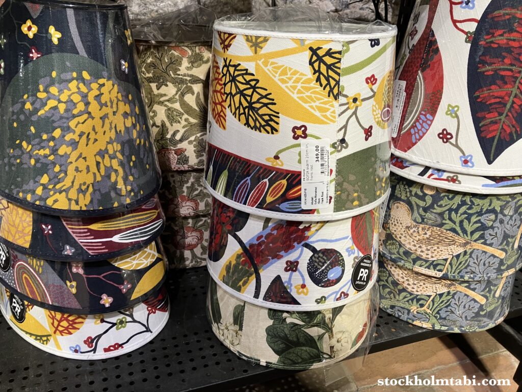 カラフルなランプシェード