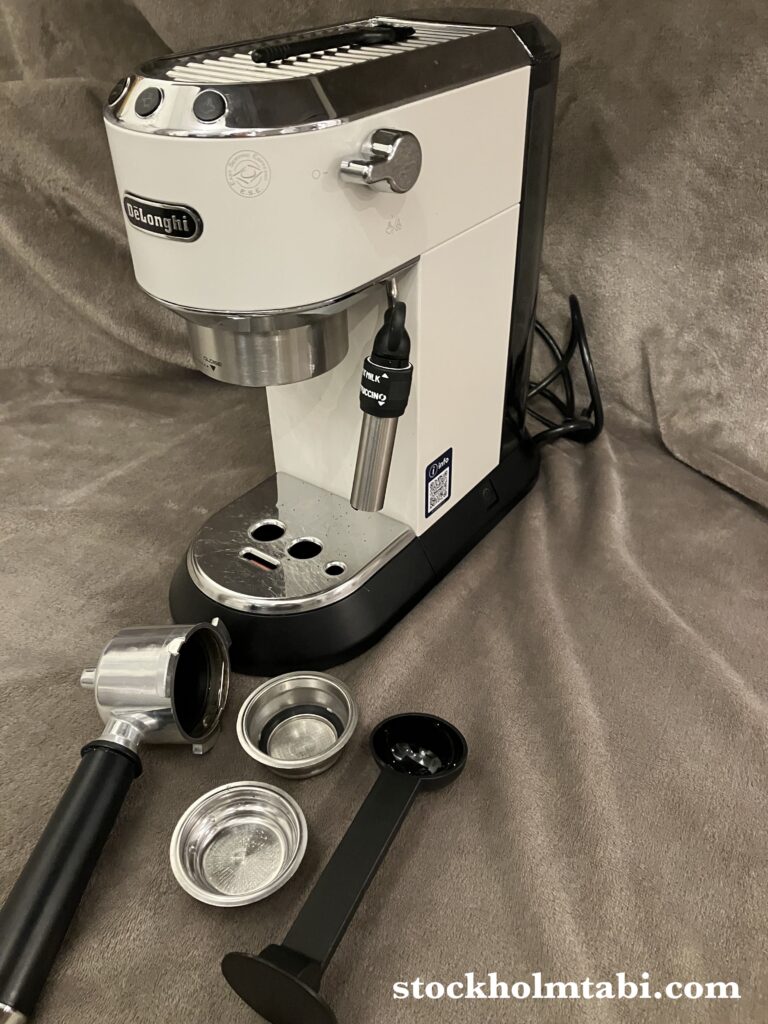 横から見たデロンギのエスプレッソマシン