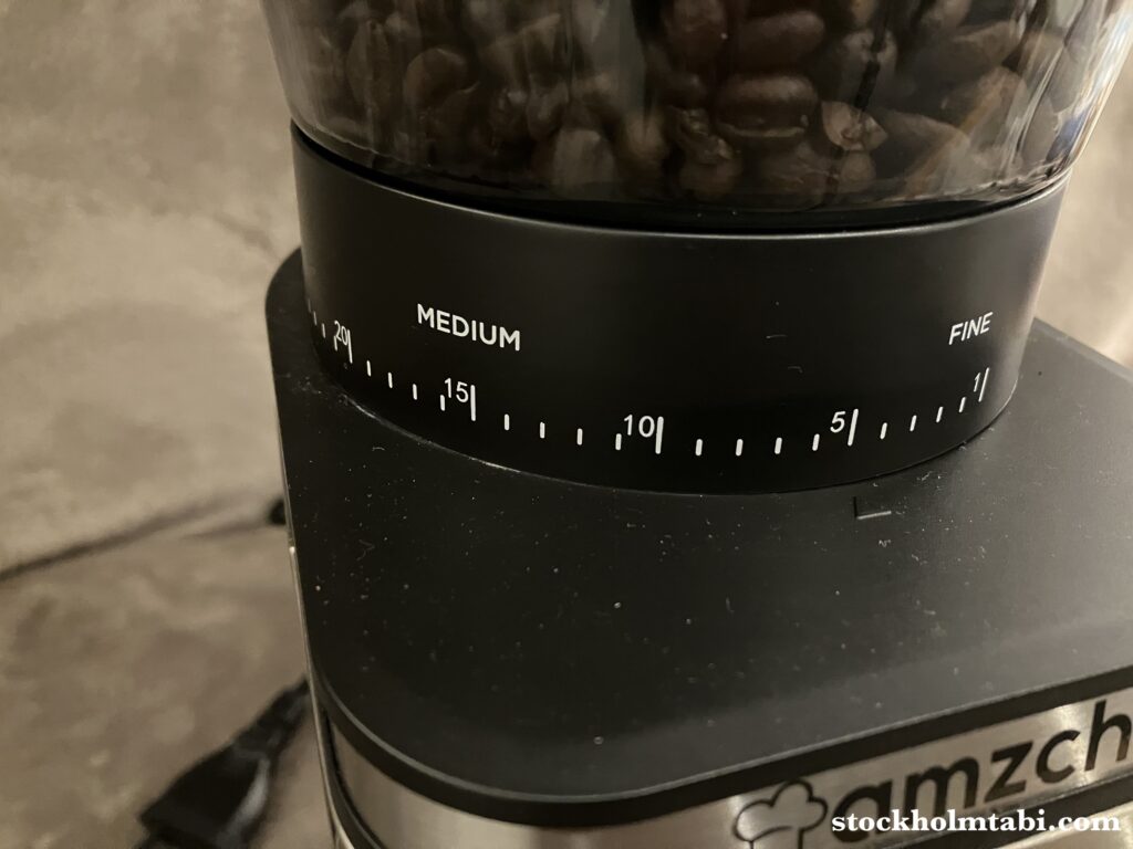 コーヒーグラインダーの調整目盛り