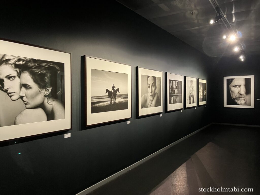 Fotografiska Stockholm内のモノクロ写真