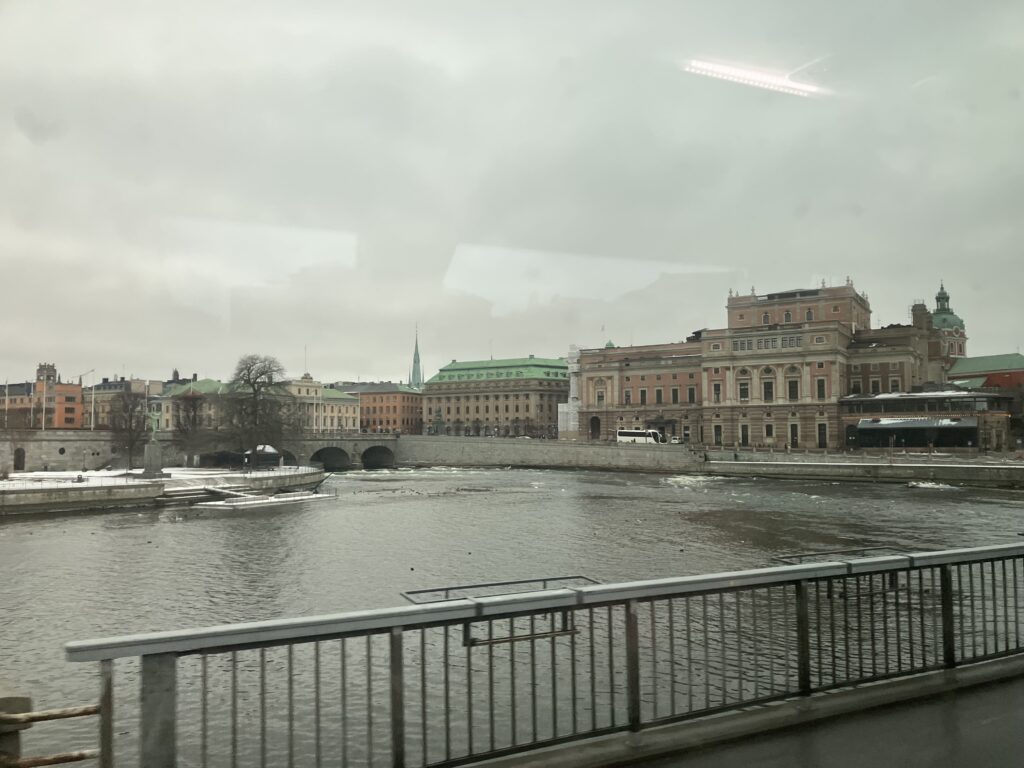 Artipelag行きのバスから見えるガムラスタン