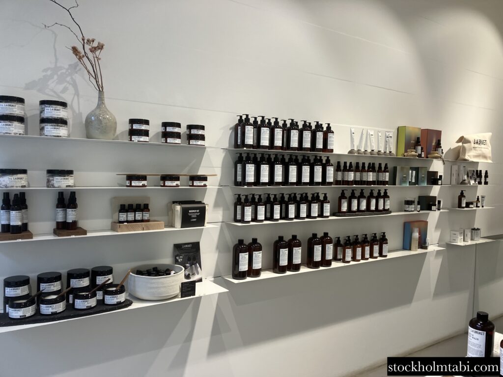 ストックホルムのL:a Bruket（ラブルケット）の店内