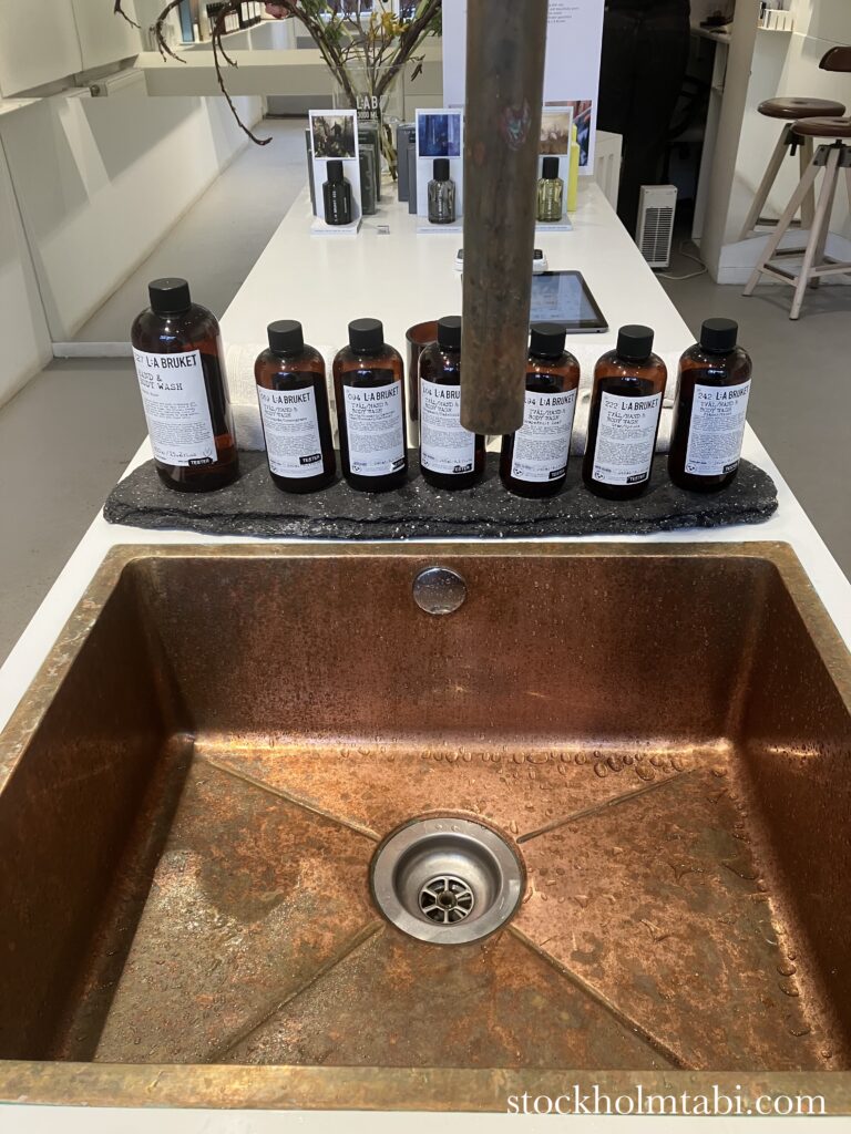 L:a Bruket（ラブルケット）の店内の手洗い