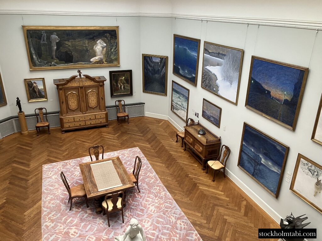 ティールスカ・ギャレリーの壁いっぱいの絵画