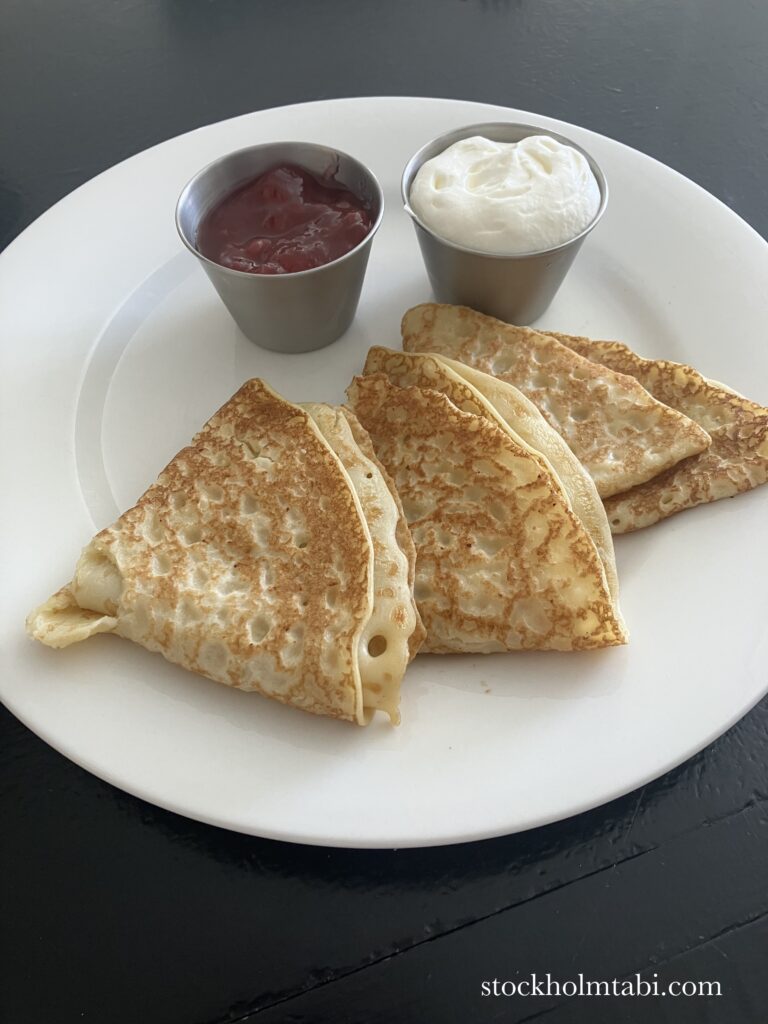 3枚並んだパンケーキ