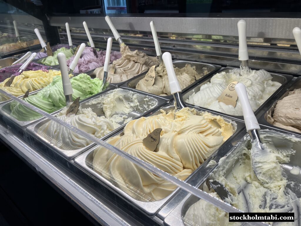 ずらりと並ぶウプサラのジェラート屋Joey´s Gelatoのジェラート
