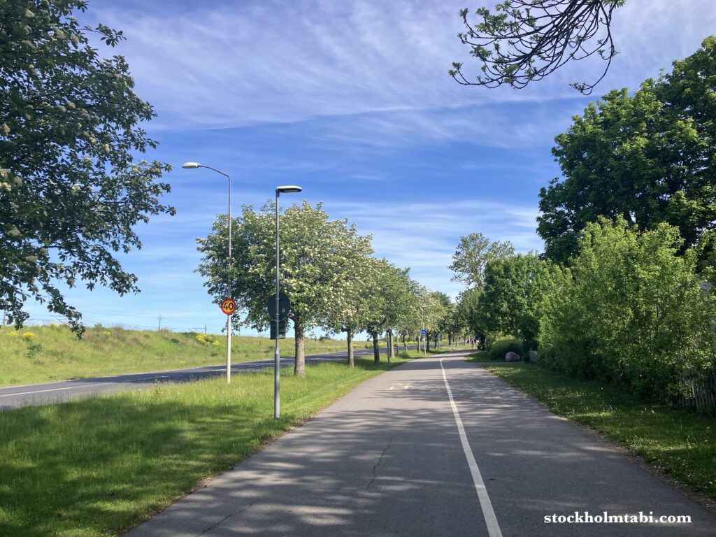 ウプサラのホテルScandic Uppsala Nord近くの自転車道