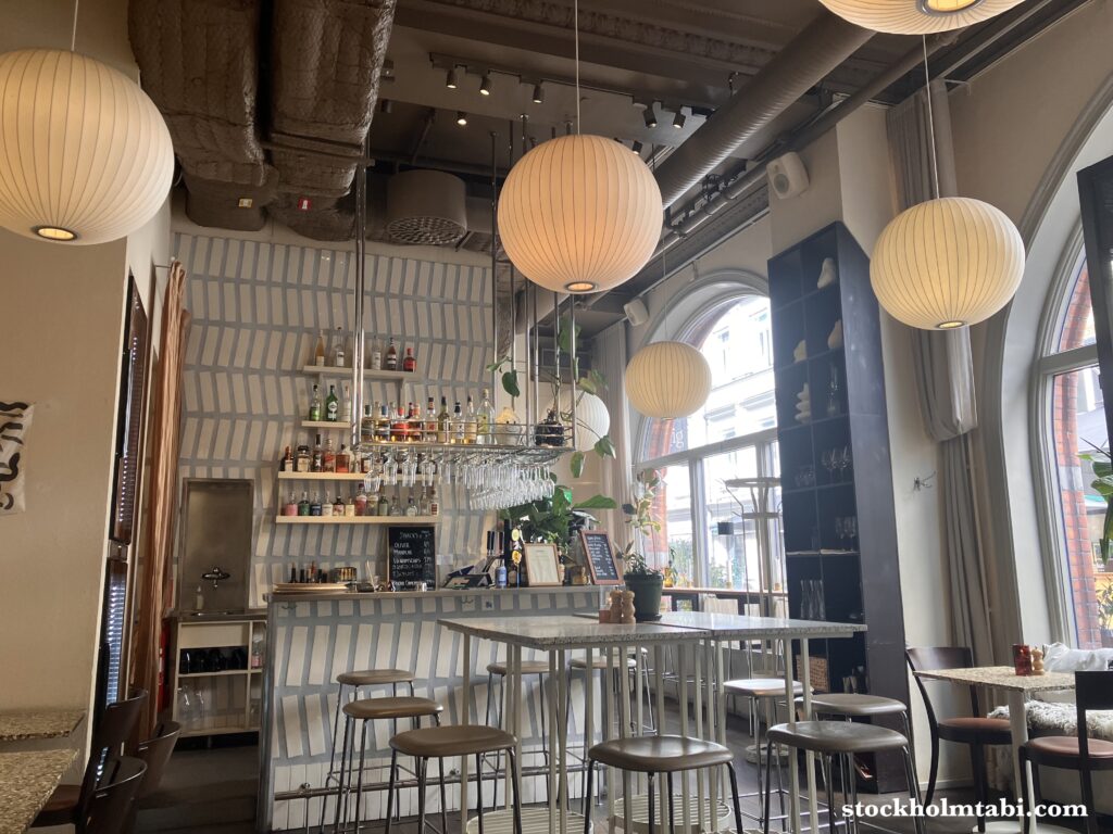 Tysta Mariの明るい店内
